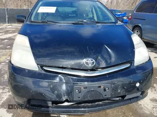 2008 Toyota Prius with VIN JTDKB20U683341513, listed as a IAAI auction lot 41735377 with 189,992 mi miles. Bid and sale history available at carsss.com. Image 6.