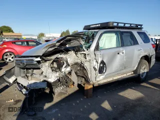 2010 Toyota 4Runner Trail z VIN JTEBU5JR2A5010939, wystawiony jako Copart lot #72620674 z przebiegiem Nie podano mil oraz Nie do naprawy • Non repairable. Historia ofert i sprzedaży dostępna na DreamBid. Obrazek 1.