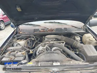 1998 Jeep Grand Cherokee Limited with VIN 1J4GZ78YXWC141912, listed as a IAAI auction lot 41972948 with 291,801 mi miles. Bid and sale history available at carsss.com. Image 10.