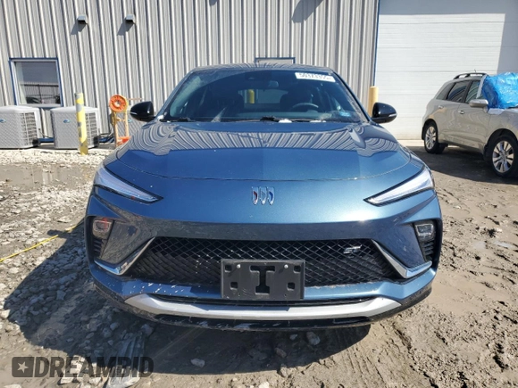 2024 Buick Envista Sport Touring with VIN KL47LBE22RB019530, listed as a Copart auction lot 50373355 with 29,452 mi miles and Salvage Title. Bid and sale history available at DreamBid. Image 5.