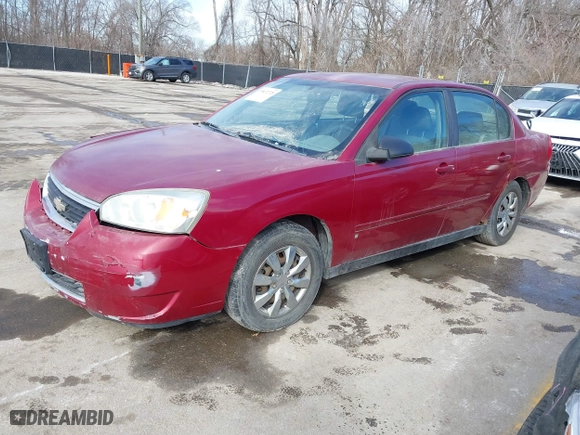 2007 Chevrolet Malibu LS w/1FL with VIN 1G1ZS58F77F153157, listed as a IAAI auction lot 39472720 with 242,060 mi miles. Bid and sale history available at carsss.com. Image 2.