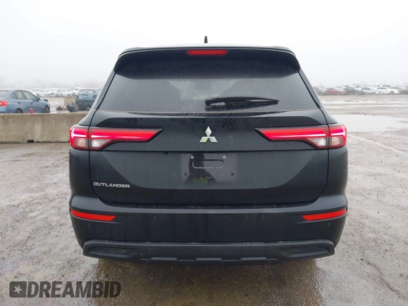 2024 Mitsubishi Outlander ES z VIN JA4J3UA88RZ074065, wystawiony jako IAAI lot #41451179 z przebiegiem 3 338 mil mil oraz . Historia ofert i sprzedaży dostępna na DreamBid. Obrazek 16.