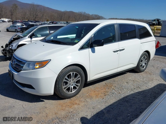 2011 Honda Odyssey EX with VIN 5FNRL5H46BB024892, listed as a IAAI auction lot 41752663 with 137,681 mi miles. Bid and sale history available at carsss.com. Image 18.