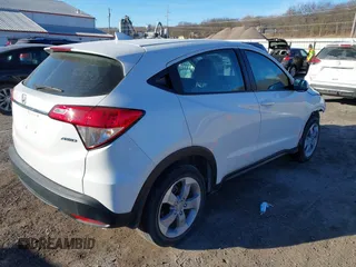 2021 Honda HR-V LX with VIN 3CZRU6H33MM731936, listed as a IAAI auction lot 41441930 with 45,950 mi miles. Bid and sale history available at carsss.com. Image 4.
