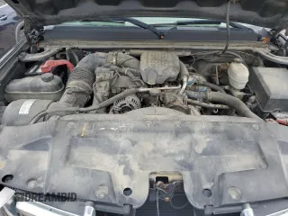 2008 GMC Sierra 2500HD SLT z VIN 1GTHK29648E119149, wystawiony jako Copart lot #73395794 z przebiegiem 98 656 mil mil oraz Szkoda całkowita • Salvage title. Historia ofert i sprzedaży dostępna na DreamBid. Obrazek 12.