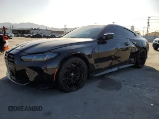2025 BMW M4 Competition xDrive z VIN WBS33HK04SCS16508, wystawiony jako Copart lot #51494295 z przebiegiem Nie podano mil oraz Szkoda całkowita • Salvage title. Historia ofert i sprzedaży dostępna na DreamBid. Obrazek 1.