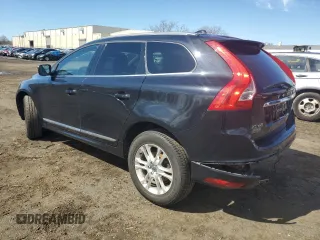 2015 Volvo XC60 T5 z VIN YV4612RK4F2706213, wystawiony jako Copart lot #49280915 z przebiegiem 124 410 mil mil oraz Szkoda całkowita • Salvage title. Historia ofert i sprzedaży dostępna na DreamBid. Obrazek 2.