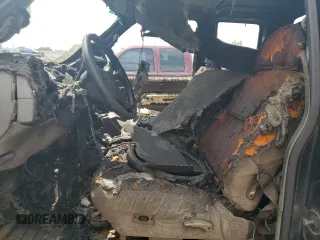 1997 GMC Sierra 2500 z VIN 1GTGC29F4VE539434, wystawiony jako Copart lot #50411315 z przebiegiem Nie podano mil oraz Nie do naprawy. Historia ofert i sprzedaży dostępna na DreamBid. Obrazek 7.