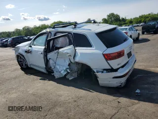 2018 Audi Q7 Premium Plus with VIN WA1LAAF72JD025331, listed as a Copart auction lot 59190365 with 125,472 mi miles and Salvage title. Bid and sale history available at DreamBid. Image 2.