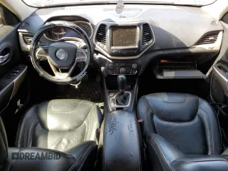2018 Jeep Cherokee Limited z VIN 1C4PJLDXXJD563703, wystawiony jako Copart lot #65749914 z przebiegiem 122 338 mil mil oraz Szkoda całkowita • Salvage title. Historia ofert i sprzedaży dostępna na DreamBid. Obrazek 8.