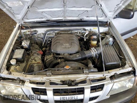 2003 Isuzu Rodeo with VIN 4S2CK58W834304403, listed as a Copart auction lot 86026704 with 62,011 mi miles and Clean Title. Bid and sale history available at DreamBid. Image 11.