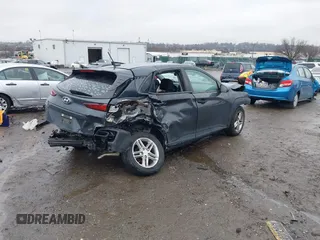 2018 Hyundai Kona SE with VIN KM8K12AA3JU069358, listed as a IAAI auction lot 41572604 with 119,437 mi miles and . Bid and sale history available at DreamBid. Image 4.