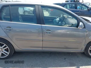 2009 Volkswagen Rabbit S z VIN WVWDA71K39W083764, wystawiony jako IAAI lot #42051848 z przebiegiem 164 403 mil mil oraz . Historia ofert i sprzedaży dostępna na DreamBid. Obrazek 13.