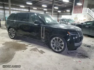 2024 Land Rover Range Rover SE with VIN SALKPBFU7RA236171, listed as a Copart auction lot 44011325 with 7,942 mi miles and Salvage Title. Bid and sale history available at carsss.com. Image 4.