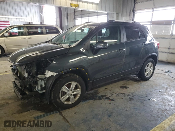 2021 Chevrolet Trax LT with VIN KL7CJPSBXMB352737, listed as a Copart auction lot 44924255 with 77,632 mi miles and Salvage Title. Bid and sale history available at carsss.com. Image 1.
