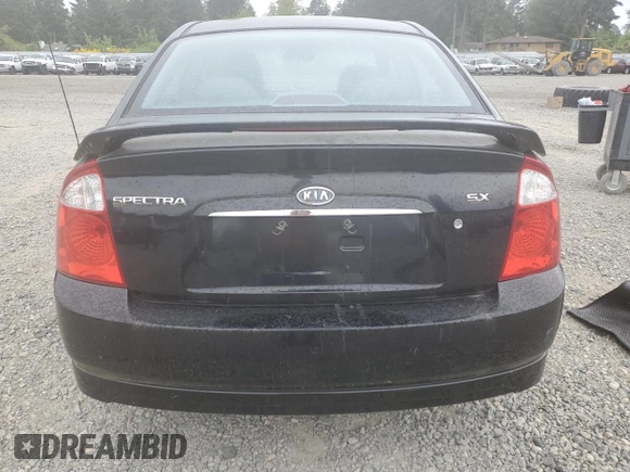 2005 Kia Spectra LX z VIN KNAFE121155165277, wystawiony jako Copart lot #55357155 z przebiegiem Nie podano mil oraz Czysty tytuł • Clean title. Historia ofert i sprzedaży dostępna na DreamBid. Obrazek 6.