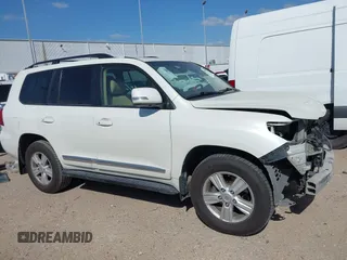 2013 Toyota Land Cruiser with VIN JTMHY7AJ0D4013762, listed as a IAAI auction lot 41833955 with 154,801 mi miles. Bid and sale history available at carsss.com. Image 14.