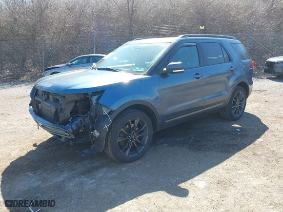 2018 Ford Explorer XLT with VIN 1FM5K8D85JGA29979, listed as a IAAI auction lot 41812592 with 79,845 mi miles. Bid and sale history available at carsss.com. Image 2.