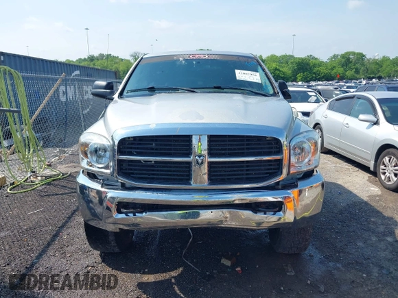 2007 Dodge 2500 SLT z VIN 1D7KS28A17J582602, wystawiony jako IAAI lot #42087956 z przebiegiem 255 630 mil mil oraz . Historia ofert i sprzedaży dostępna na DreamBid. Obrazek 12.