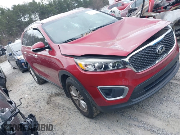 2018 Kia Sorento LX z VIN 5XYPG4A39JG400774, wystawiony jako IAAI lot #41711055 z przebiegiem 56 046 mil mil oraz . Historia ofert i sprzedaży dostępna na DreamBid. Obrazek 1.