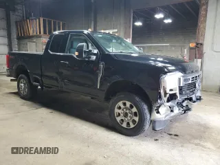 2023 Ford F-250 XL z VIN 1FT7X2BN4PEC41054, wystawiony jako Copart lot #50251095 z przebiegiem 28 016 mil mil oraz Szkoda całkowita • Salvage title. Historia ofert i sprzedaży dostępna na DreamBid. Obrazek 4.