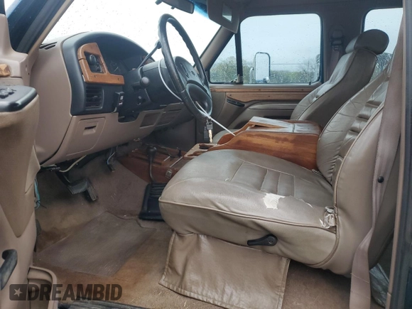 1996 Ford F-350 with VIN 1FTJW35F5TEB52509, listed as a Copart auction lot 51048475 with 199,464 mi miles and Salvage Title. Bid and sale history available at DreamBid. Image 7.