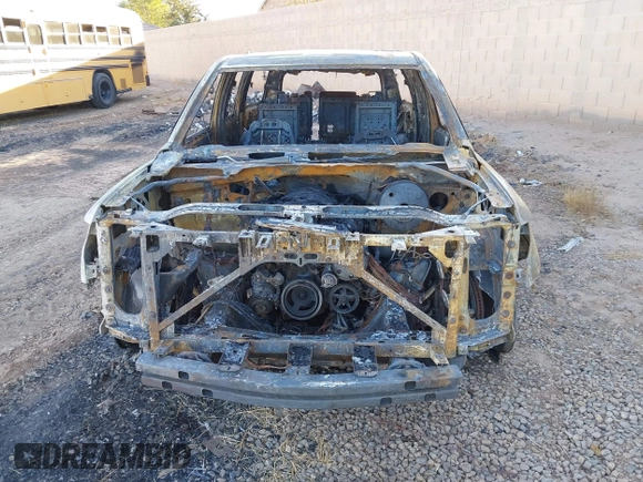 2019 Chevrolet Suburban LT with VIN 1GNSCHKC2KR395939, listed as a IAAI auction lot 41407596 with Not Provided miles and . Bid and sale history available at DreamBid. Image 6.