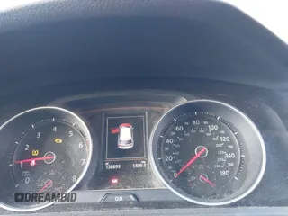 2015 Volkswagen GTI S z VIN 3VWYT7AU5FM039433, wystawiony jako IAAI lot #42077822 z przebiegiem 138 693 mil mil oraz . Historia ofert i sprzedaży dostępna na DreamBid. Obrazek 7.