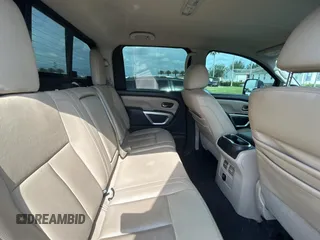 2016 Nissan Titan Platinum Reserve z VIN 1N6BA1F26GN512666, wystawiony jako Copart lot #54364115 z przebiegiem 120 182 mil mil oraz Czysty tytuł • Clean title. Historia ofert i sprzedaży dostępna na DreamBid. Obrazek 6.