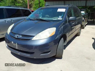 2006 Toyota Sienna CE with VIN 5TDZA23C56S471900, listed as a IAAI auction lot 42098735 with 297,983 mi miles. Bid and sale history available at carsss.com. Image 2.