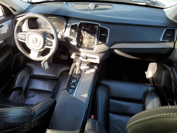 2020 Volvo XC90 Inscription with VIN YV4A221L4L1538442, listed as a Copart auction lot 56339965 with 68,897 mi miles and Salvage title. Bid and sale history available at DreamBid. Image 8.