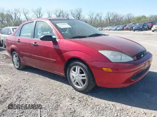 2001 Ford Focus SE with VIN 1FAFP34PX1W222323, listed as a IAAI auction lot 41980848 with 107,128 mi miles and . Bid and sale history available at carsss.com. Image 1.