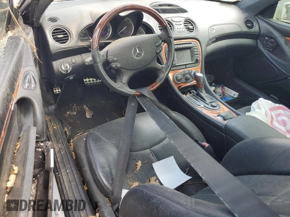 2003 Mercedes-Benz SL 500 z VIN WDBSK75F03F013100, wystawiony jako Copart lot #51124485 z przebiegiem Nie podano mil oraz Czysty tytuł • Clean title. Historia ofert i sprzedaży dostępna na DreamBid. Obrazek 8.