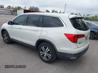 2016 Honda Pilot EX-L with VIN 5FNYF5H58GB053040, listed as a IAAI auction lot 42046304 with 107,349 mi miles and . Bid and sale history available at carsss.com. Image 3.