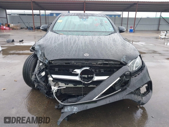2018 Mercedes-Benz E-Class E 300 with VIN WDDZF4JB0JA480457, listed as a IAAI auction lot 41548033 with 54,732 mi miles. Bid and sale history available at carsss.com. Image 6.
