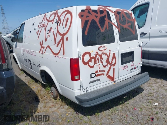 2004 Chevrolet Astro Cargo with VIN 1GCDM19X64B119631, listed as a IAAI auction lot 41570398 with 108,993 mi miles. Bid and sale history available at carsss.com. Image 3.