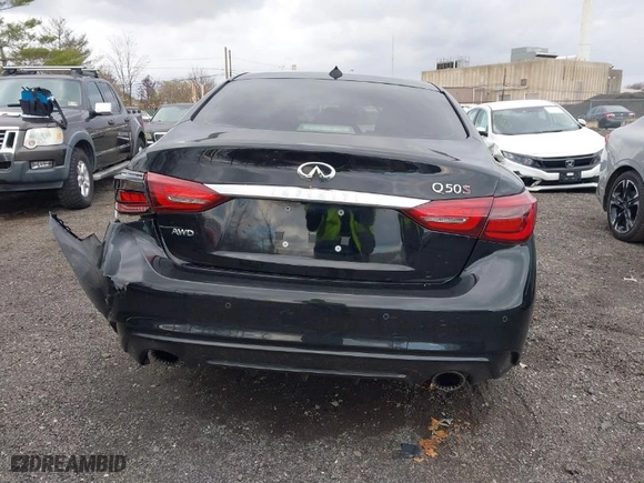 2018 Infiniti Q50 RED SPORT 400 with VIN JN1FV7AR4JM481806, listed as a IAAI auction lot 40968949 with 80,924 mi miles. Bid and sale history available at carsss.com. Image 16.