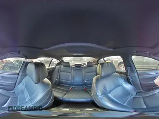 2015 BMW 5 Series 550i xDrive с VIN WBAKP9C55FD979545, выставлен на аукционе Copart как лот 85147944 с пробегом 119 402 миль миль и Списание • Salvage title. История ставок и продаж доступна на DreamBid. Изображение 14.