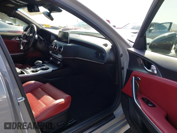 2020 Kia Stinger GT2 with VIN KNAE55LC8L6083914, listed as a IAAI auction lot 41720296 with 51,011 mi miles. Bid and sale history available at carsss.com. Image 5.