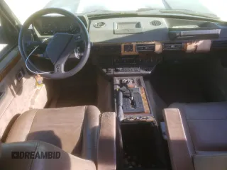 1994 Land Rover Range Rover with VIN SALHC134BRA644215, listed as a Copart auction lot 46908384 with 127,050 mi miles and Clean title. Bid and sale history available at DreamBid. Image 8.