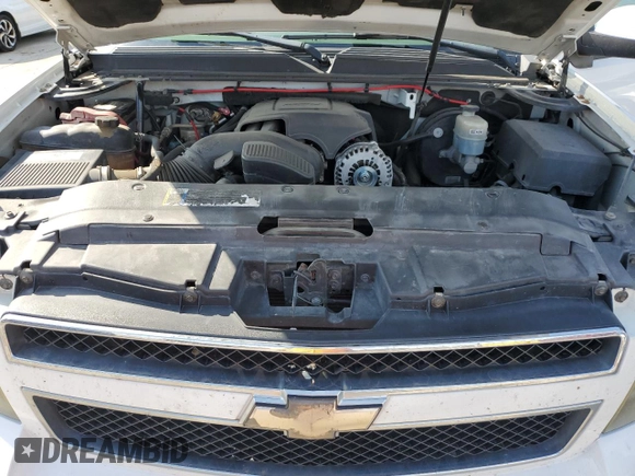 2008 Chevrolet Suburban 2LT with VIN 3GNFC16048G195436, listed as a Copart auction lot 55830515 with 243,456 mi miles and Salvage title. Bid and sale history available at DreamBid. Image 12.