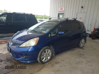 2011 Honda Fit Sport with VIN JHMGE8H58BC020706, listed as a IAAI auction lot 42077188 with 192,521 mi miles and . Bid and sale history available at DreamBid. Image 2.