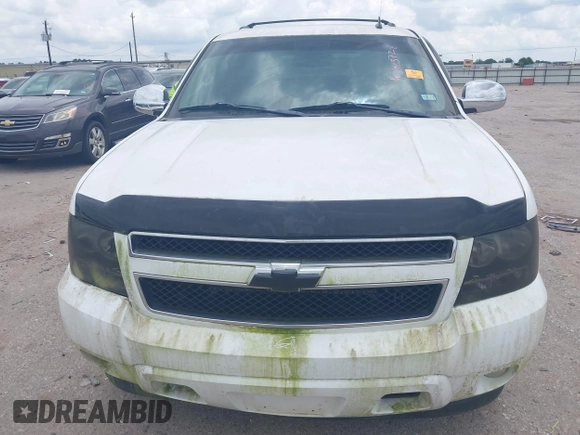 2009 Chevrolet Tahoe 2LT z VIN 1GNFC23059R156494, wystawiony jako IAAI lot #42423722 z przebiegiem Nie podano mil oraz . Historia ofert i sprzedaży dostępna na DreamBid. Obrazek 6.