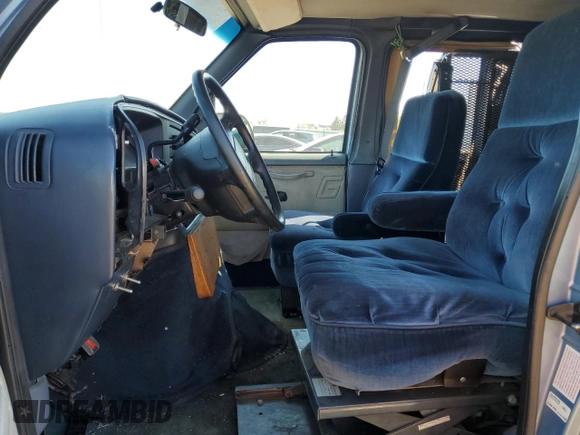 1994 Ford Econoline Cargo with VIN 1FDEE14NXRHB31188, listed as a Copart auction lot 69794804 with Not Provided miles and Salvage Title. Bid and sale history available at carsss.com. Image 7.
