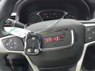 2021 GMC Acadia SLE z VIN 1GKKNKLA3MZ218806, wystawiony jako IAAI lot #41685932 z przebiegiem 82 021 mil mil oraz . Historia ofert i sprzedaży dostępna na DreamBid. Obrazek 11.
