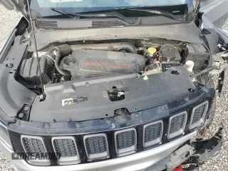 2018 Jeep Compass Trailhawk with VIN 3C4NJDDB3JT168841, listed as a Copart auction lot 59009415 with 130,752 mi miles and Salvage title. Bid and sale history available at DreamBid. Image 12.