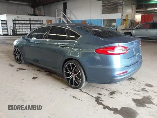 2019 Ford Fusion SEL with VIN 3FA6P0CD6KR145380, listed as a IAAI auction lot 40911980 with 58,825 mi miles. Bid and sale history available at carsss.com. Image 3.