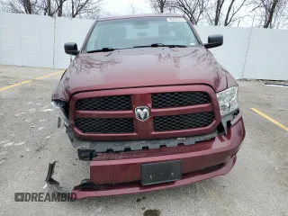 2018 Ram 1500 Express with VIN 1C6RR7FG1JS270118, listed as a Copart auction lot 45672575 with 100,779 mi miles and Salvage Title. Bid and sale history available at carsss.com. Image 5.