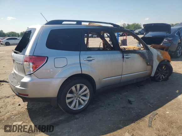 2012 Subaru Forester X Premium z VIN JF2SHBDC4CH445642, wystawiony jako Copart lot #63432225 z przebiegiem Nie podano mil oraz Nie do naprawy • Non repairable. Historia ofert i sprzedaży dostępna na DreamBid. Obrazek 3.