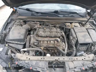 2015 Chevrolet Impala LTZ with VIN 2G1165S33F9157021, listed as a IAAI auction lot 41675310 with 193,609 mi miles. Bid and sale history available at carsss.com. Image 10.